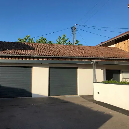 Elans Apartment *