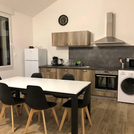 Apartment Elans *